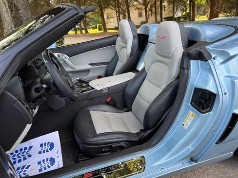 Used 2012 Chevrolet Corvette Grand Sport w/ 3LT Preferred Equipment Group RWD image 52