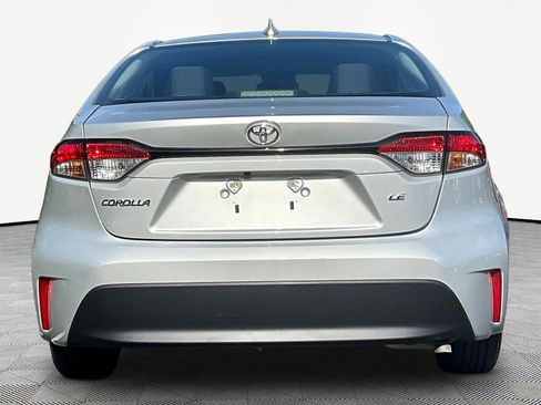 Used 2024 Toyota Corolla LE FWD image 5