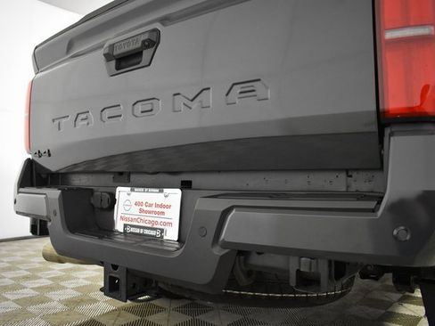 Used 2024 Toyota Tacoma TRD Off-Road image 42