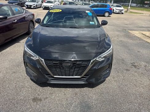 Used 2021 Nissan Sentra SR image 2