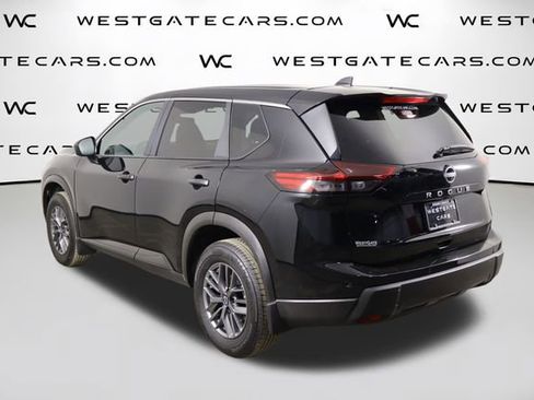 Used 2025 Nissan Rogue S FWD image 45