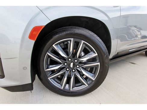 Certified 2024 Cadillac Escalade Sport Platinum w/ LPO, Floor Liner Package image 31