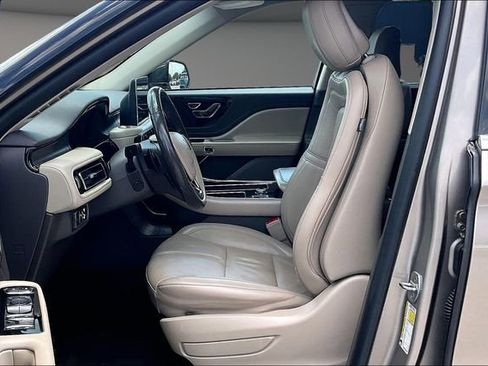 Used 2020 Lincoln Aviator Reserve w/ Elements Package Plus AWD/4WD image 22