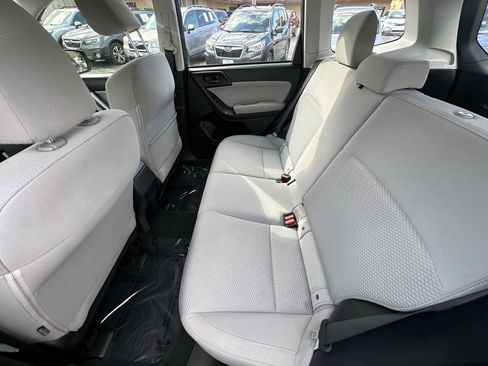 Used 2018 Subaru Forester 2.5i image 10