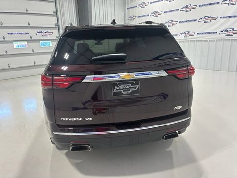 Used 2023 Chevrolet Traverse High Country w/ LPO, Floor Liner Package AWD/4WD image 5