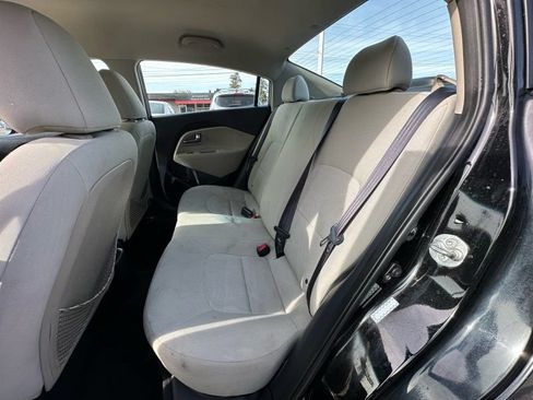 Used 2013 Kia Rio LX w/ PWR Pkg FWD image 11