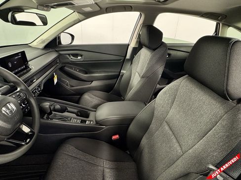 New 2025 Honda Accord SE image 10