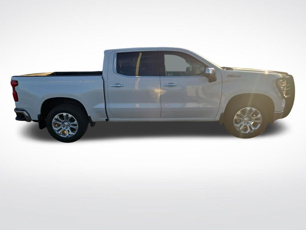 Used 2024 Chevrolet Silverado 1500 LTZ w/ LTZ Premium Package AWD/4WD image 2