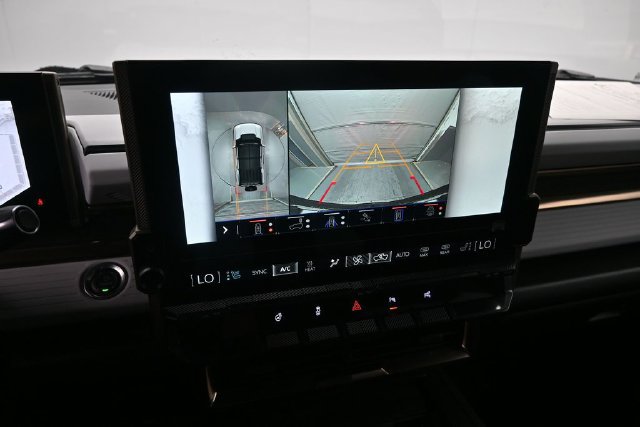 Used 2025 GMC Hummer EV 3X w/ LPO, Cargo Utility Package AWD/4WD image 12