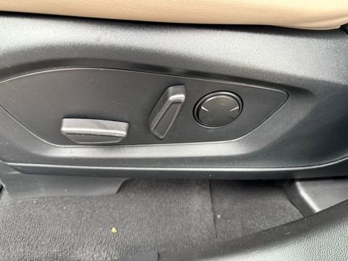 Used 2023 Ford Explorer XLT w/ Equipment Group 202A image 20