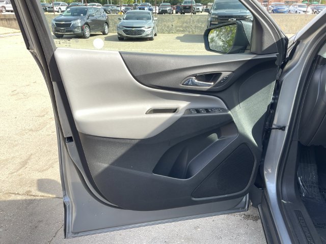 Used 2023 Chevrolet Equinox LS w/ LPO, Floor Liner Package FWD image 10