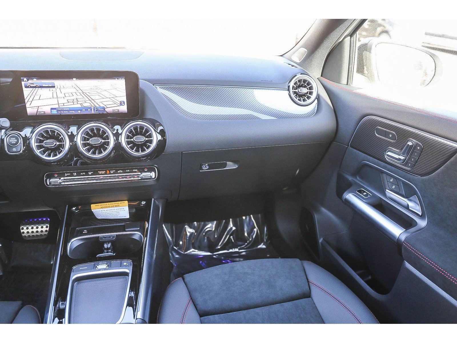 Used 2024 Mercedes-Benz GLA 35 AMG 4MATIC image 18