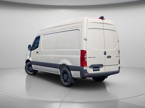 New 2026 Mercedes-Benz Sprinter 2500 image 2