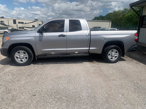 Used 2015 Toyota Tundra SR w/ Tow Package image 2