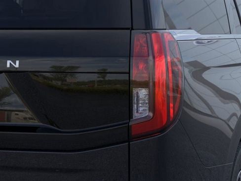 Used 2026 Ford Expedition Active image 21