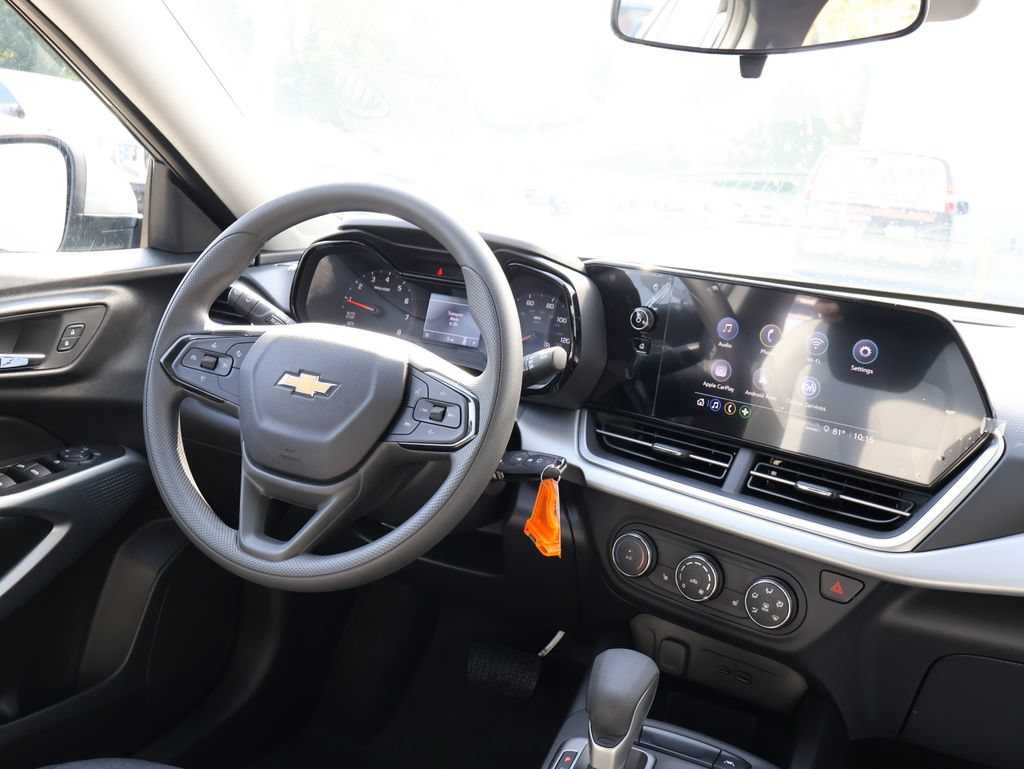 New 2026 Chevrolet Trax LS w/ LS Convenience Package FWD image 24