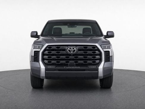 Used 2024 Toyota Tundra Platinum AWD/4WD image 7