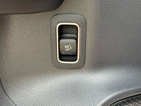 New 2026 Mercedes-Benz GLA 250 4MATIC image 30