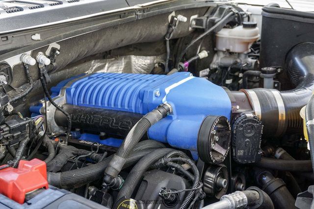 Used 2017 Ford F150 Lariat w/ Equipment Group 502A Luxury AWD/4WD image 20