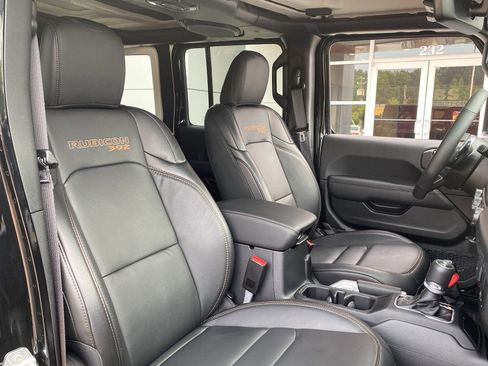 Used 2022 Jeep Wrangler Unlimited Rubicon w/ Xtreme Recon 35" Tire Package image 20