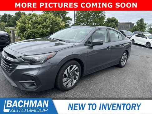 Used 2025 Subaru Legacy Limited AWD/4WD image 10