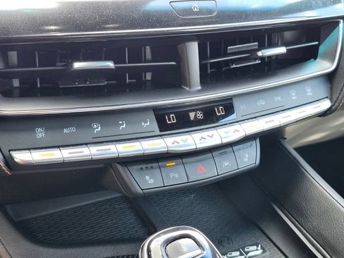 Used 2022 Cadillac CT5 V w/ LPO, ONYX Package AWD/4WD image 23
