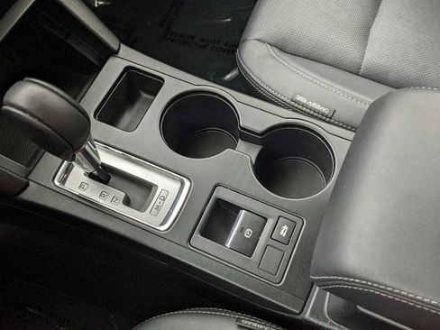 Used 2017 Subaru Legacy 3.6R Limited image 18