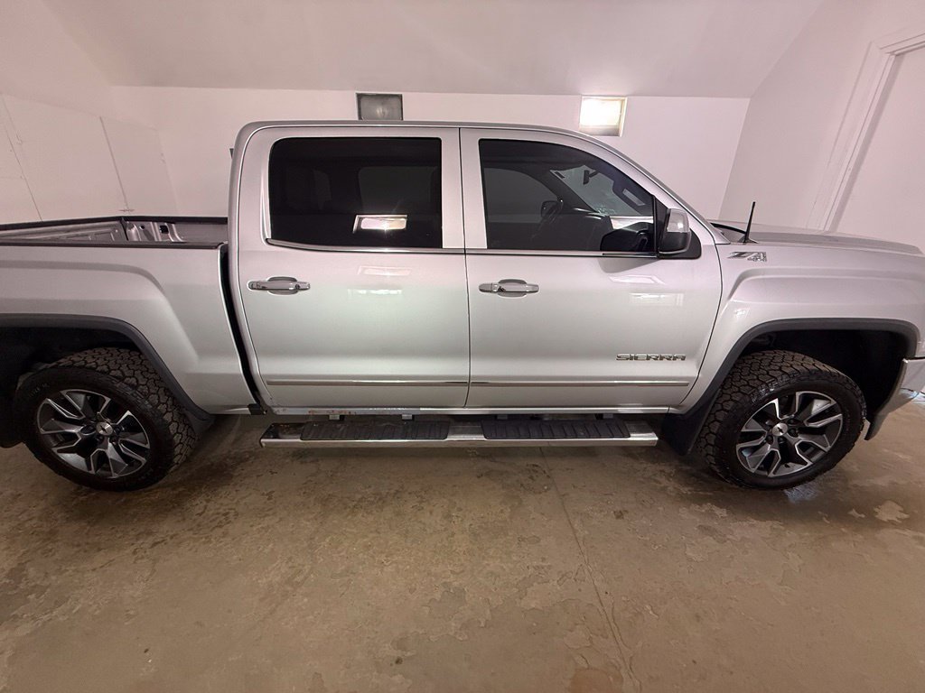 Used 2017 GMC Sierra 1500 SLT w/ SLT Premium Package AWD/4WD image 7