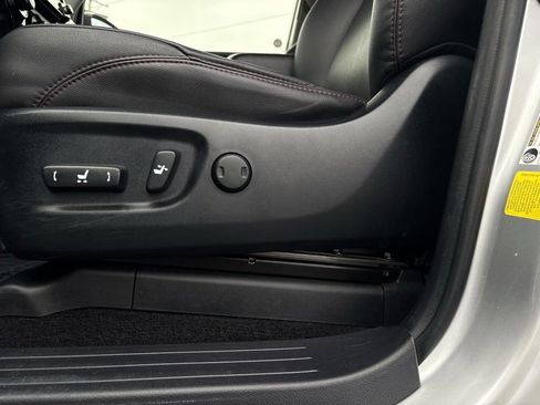 Used 2024 Toyota 4Runner TRD Off-Road Premium image 11