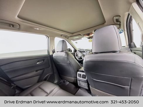 Certified 2026 Nissan Rogue SV image 29