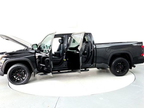 Used 2022 Toyota Tundra Limited w/ TRD Off-Road Package AWD/4WD image 10