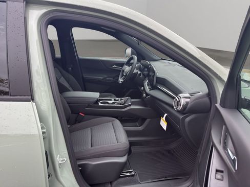 New 2026 Chevrolet Equinox LT image 19