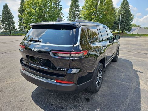 Used 2024 Jeep Grand Cherokee L Limited AWD/4WD image 6