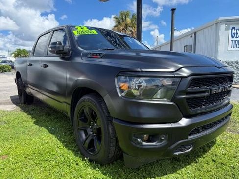 Used 2022 RAM 1500 Big Horn AWD/4WD image 1