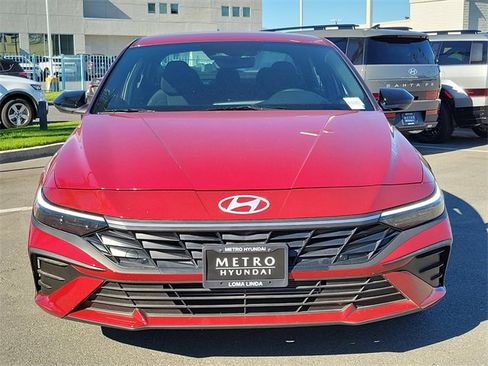 Used 2025 Hyundai Elantra Sport image 26