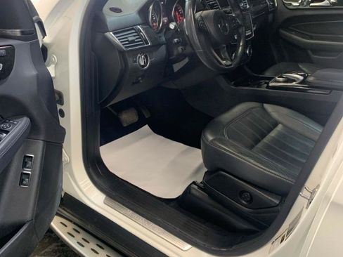 Used 2019 Mercedes-Benz GLS 450 4MATIC image 7