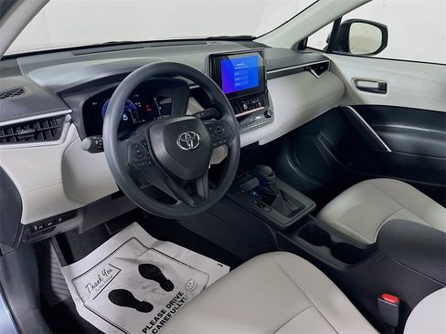 New 2026 Toyota Corolla Cross L image 10