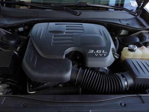 Used 2022 Chrysler 300 S w/ Comfort Group image 34