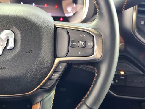 Used 2024 RAM 2500 Limited image 19