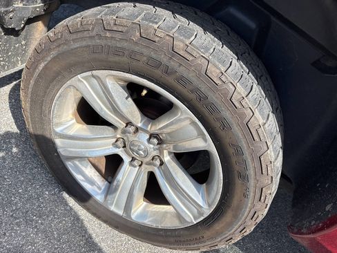 Used 2013 RAM 1500 Sport w/ Sport Premium Group image 8