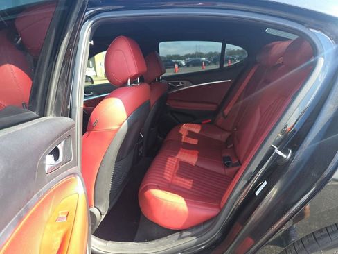 Used 2025 Genesis G70 2.5T w/ Sport Prestige Package image 8