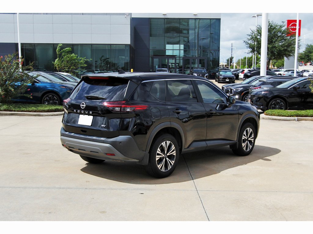 Used 2022 Nissan Rogue SV FWD image 5