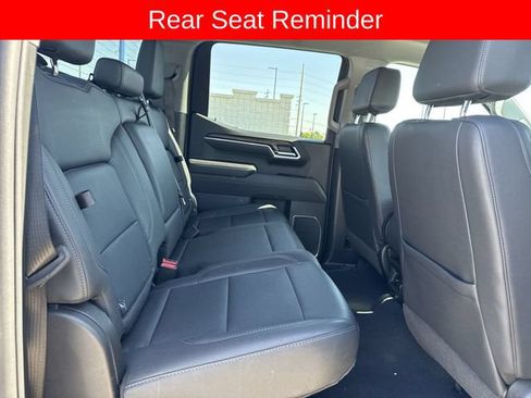Used 2025 GMC Sierra 1500 SLT AWD/4WD image 27