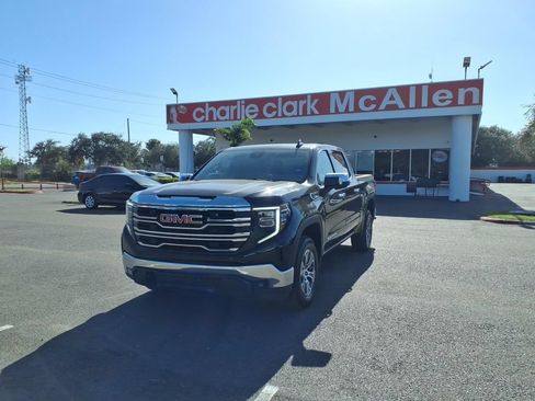 Used 2025 GMC Sierra 1500 SLT RWD image 1