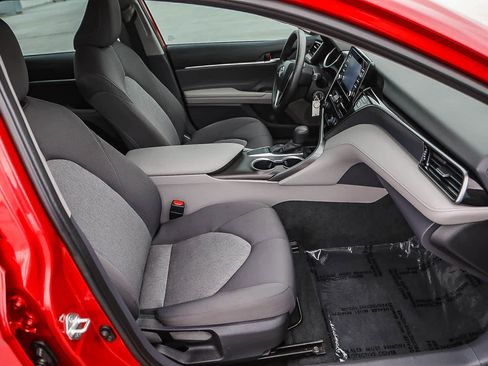 Certified 2023 Toyota Camry LE FWD image 14