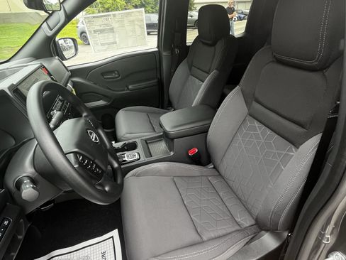 New 2026 Nissan Frontier SV w/ Tow Package AWD/4WD image 13