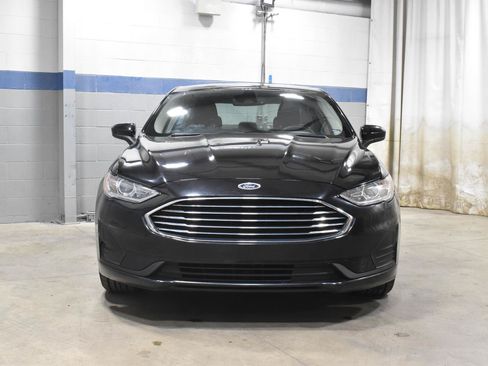 Used 2020 Ford Fusion SE FWD image 32
