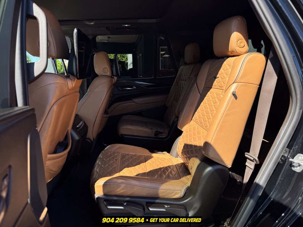 Used 2021 Cadillac Escalade Premium Luxury w/ Driver Assist Tech Package AWD/4WD image 24