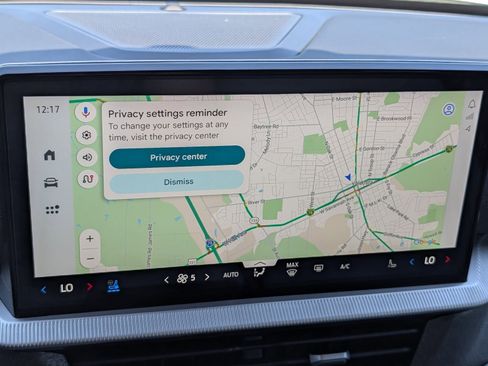 Used 2025 Ford Explorer Platinum w/ Ultimate Package image 19