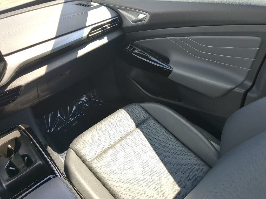 Certified 2023 Volkswagen ID.4 S RWD image 16